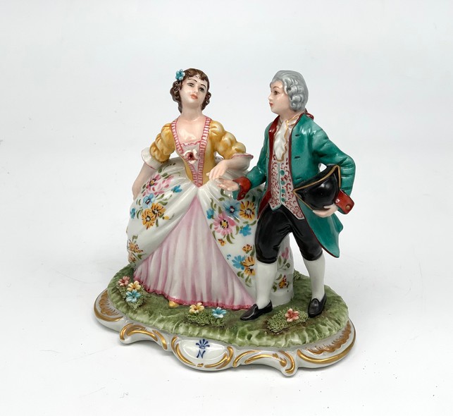 Vintage figurine "At the ball"