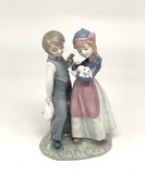 Vintage figurine "Couple with a rabbit"