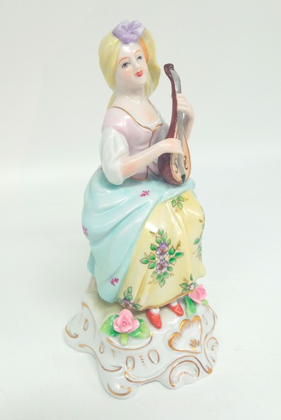 Antique figurine "Girl with a mandolin", Sitzendorf, Germany