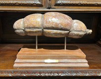 Скульптура «Большая салями»