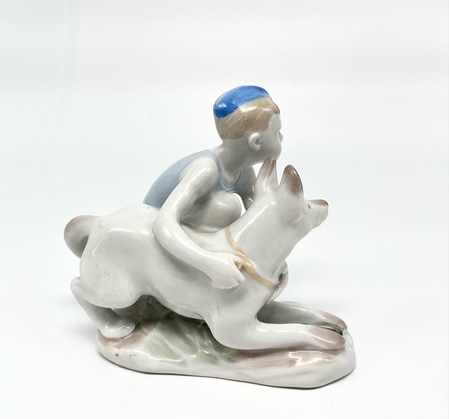 Винтажная скульптура «Пограничник с собакой» ЛФЗ