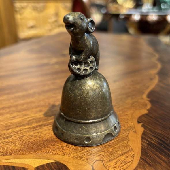 Vintage bell "Mouse and cheese"