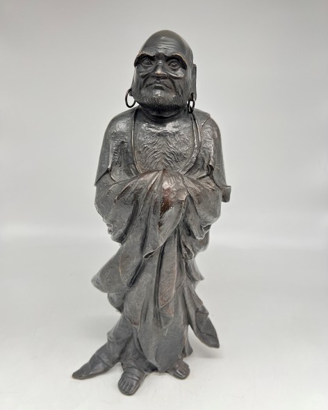 Antique sculpture "Daruma"