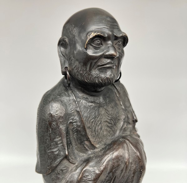 Antique sculpture "Daruma"