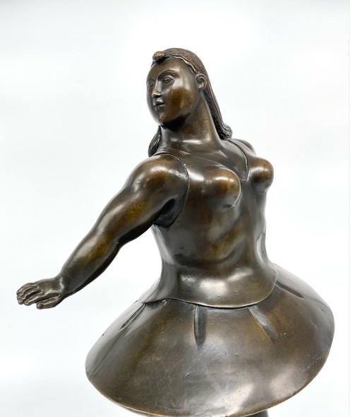 Sculpture "The Ballerina"