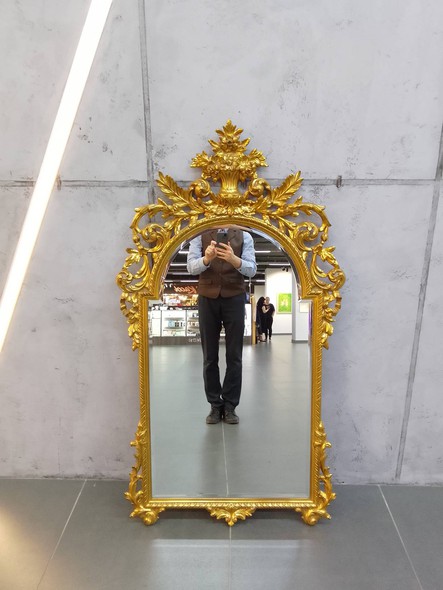Антикварное зеркало в стиле
неоклассицизм