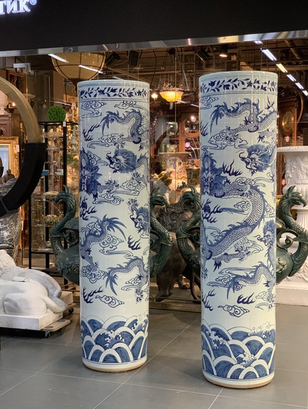 Large floor vases "Parade of Dragons"