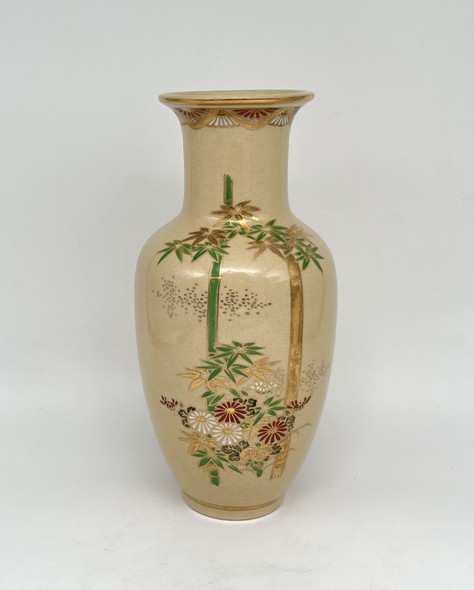 Антикварная ваза «Бамбук и хризантемы»