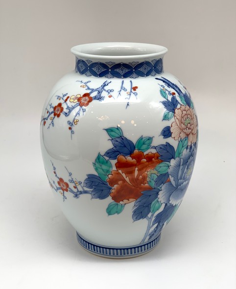 Antique vase "Peonies"