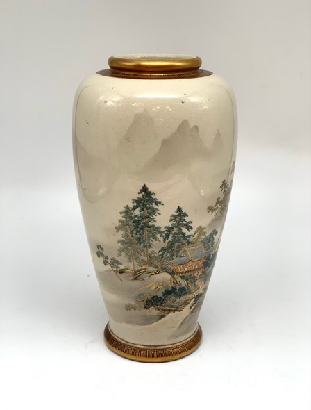 Antique vase,
Satsuma, "Kyoto"