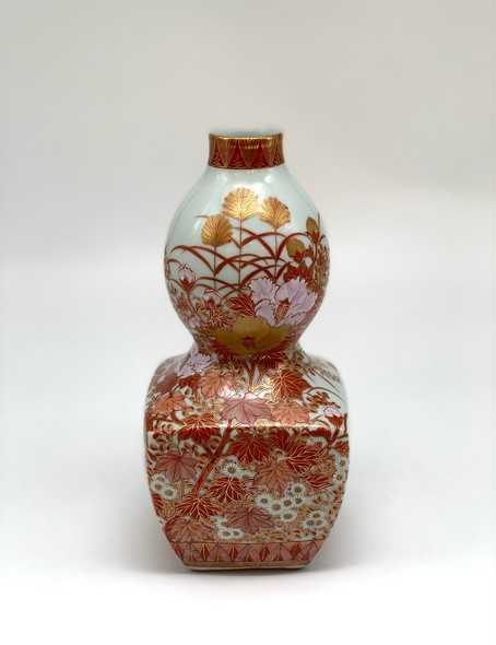 Antique vase, Kutani