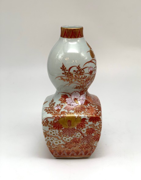 Antique vase, Kutani