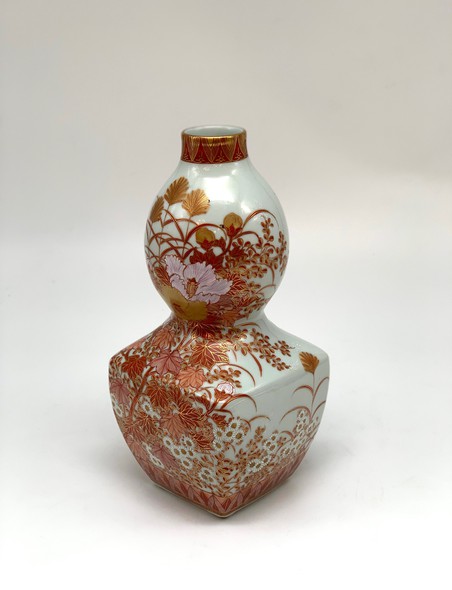 Antique vase, Kutani