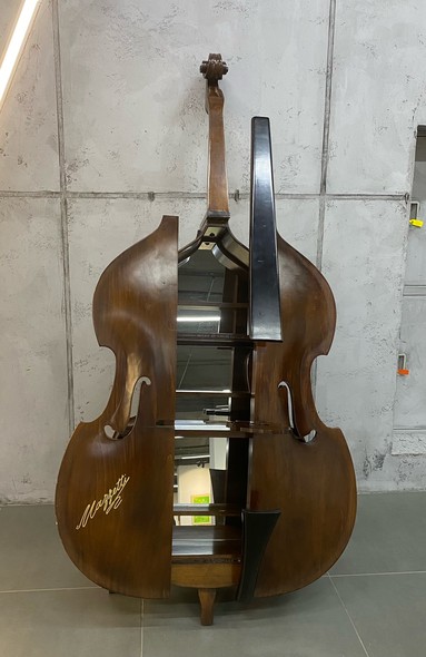 Vintage bar "Contrabass"