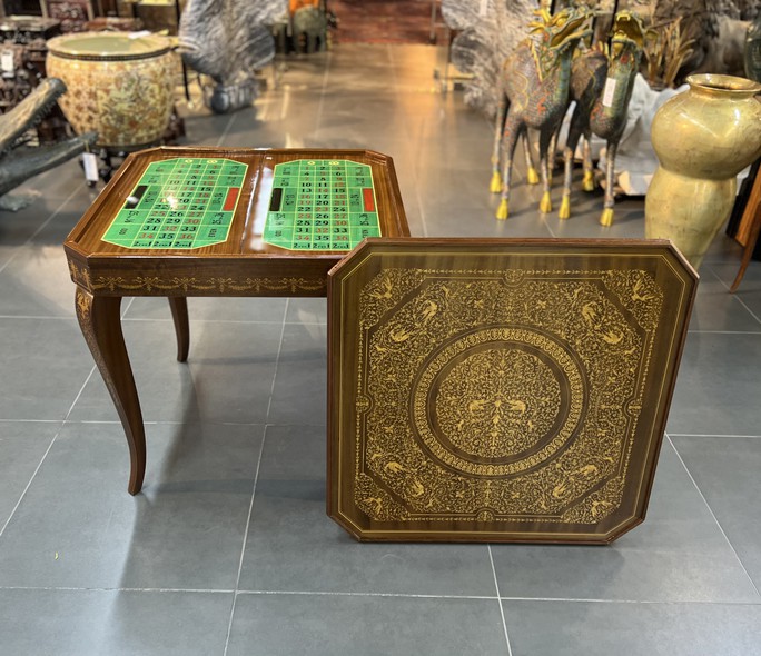 Vintage gaming table