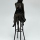 Антикварная скульптура «Девушка на стуле»