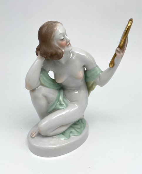 Винтажная статуэтка
«Девушка с зеркалом», Herend