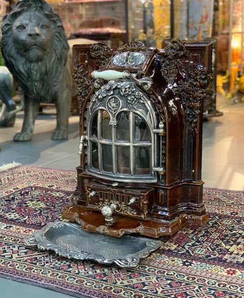 Deville Antique Stove