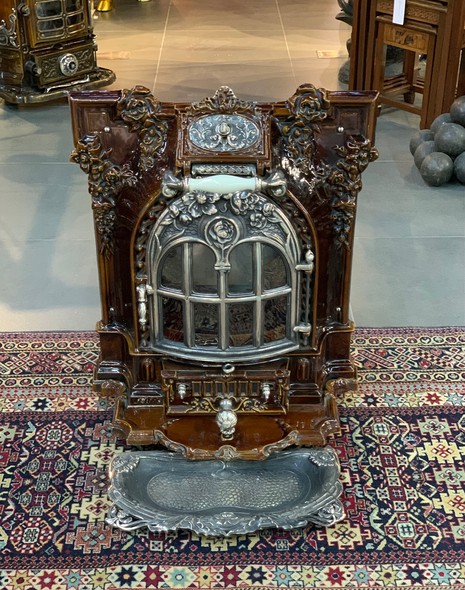 Deville Antique Stove