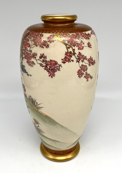 Antique vase "Pheasants"