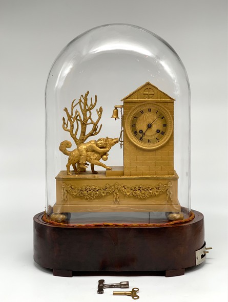 Антикварные каминные часы "Барри, сенбернар"
