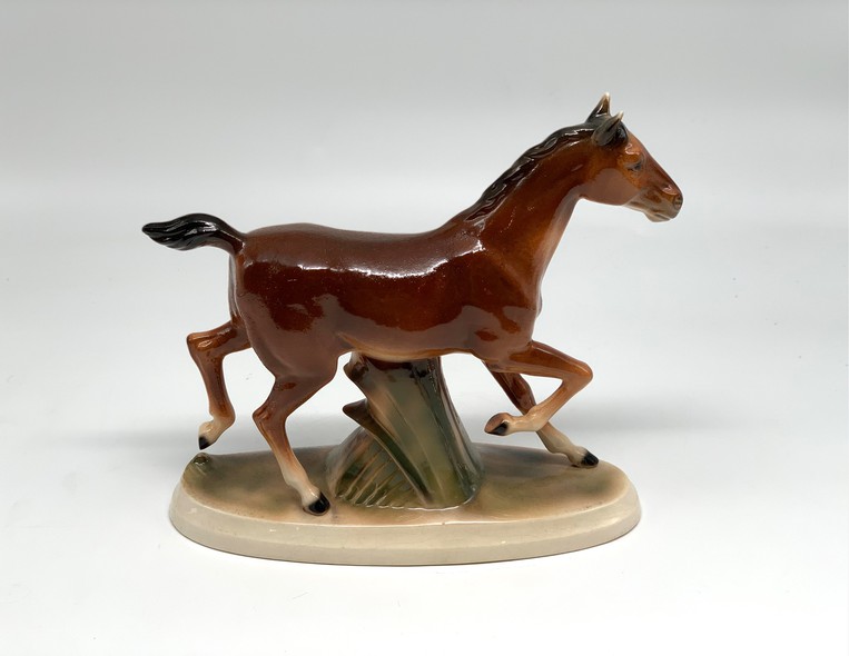 Antique figurine "Horse" Sitzendorf
