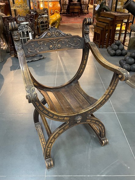 Antique curule chair "Satyr"