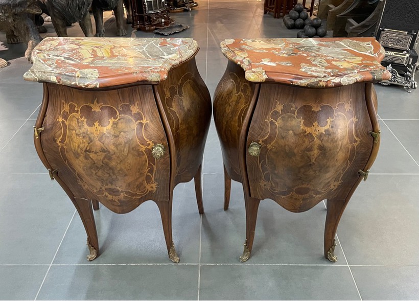 Antique pair of nightstands