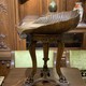 Антикварный стул для пианино «Морской Гребешок»