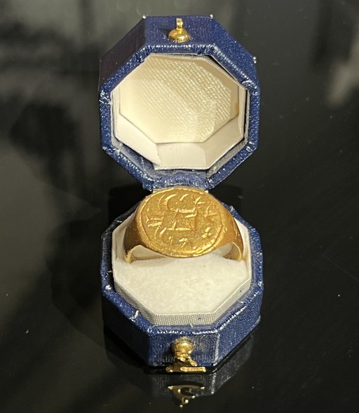 Antique signet ring