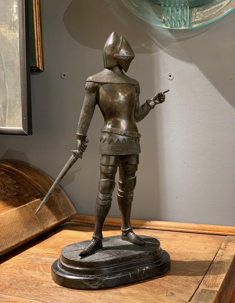 Sculpture "Knight"