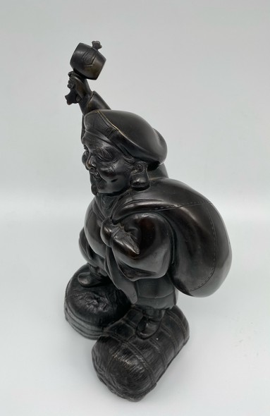 Antique sculpture "Daikoku"