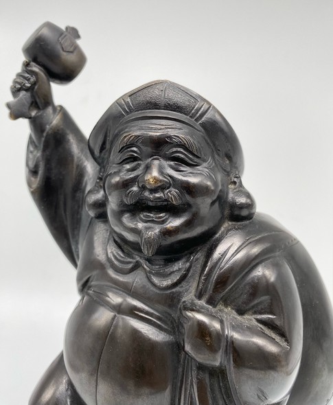 Antique sculpture "Daikoku"