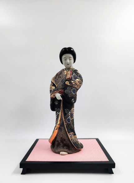 Antique sculpture "Geisha"