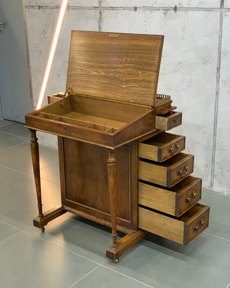 Antiquarian office-secretary