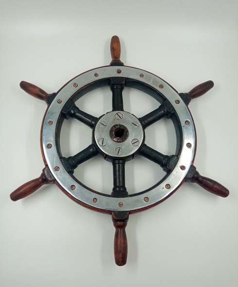 Antique ship's wheel