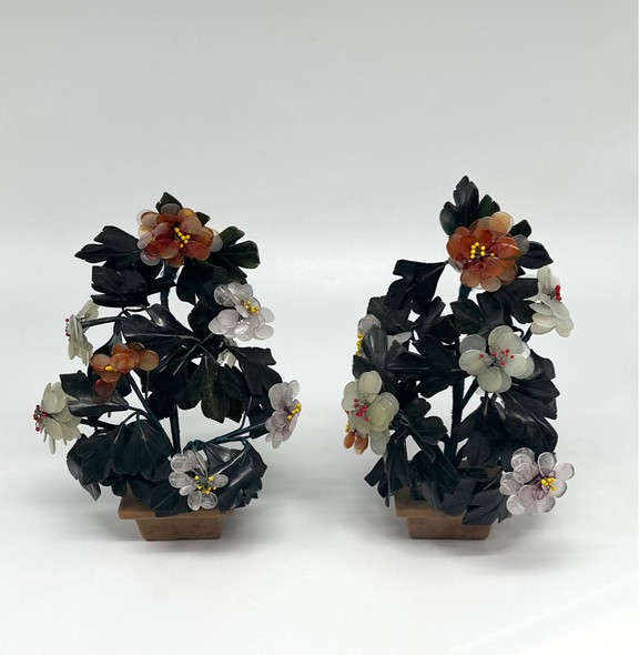 Paired flowers from gems