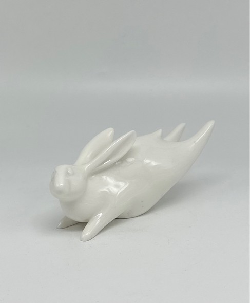 Антикварная скульптура «Кролик»