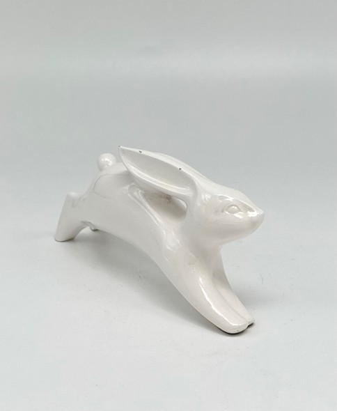 Антикварная скульптура «Кролик»