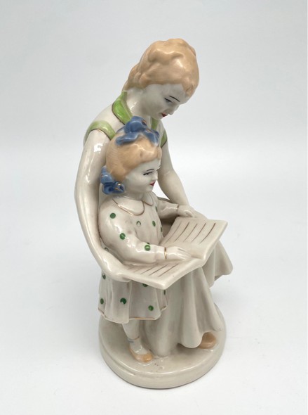 Vintage figurine "Mother and child"