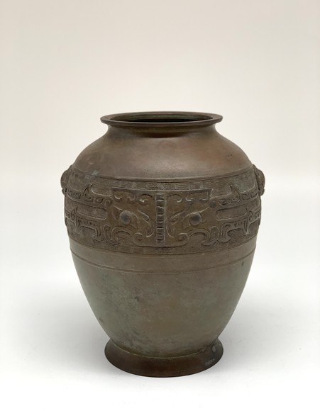 Аncient oriental vase