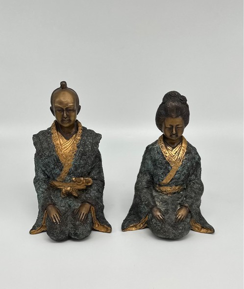 Sculptures "Samurai with his wife"