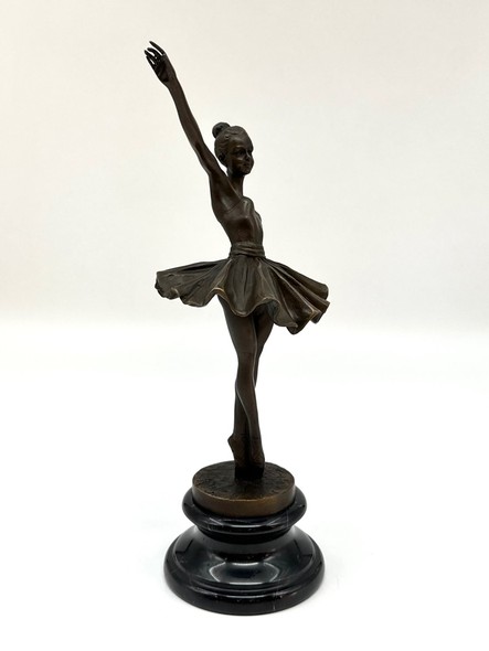 Figurine "Ballerina", Milo