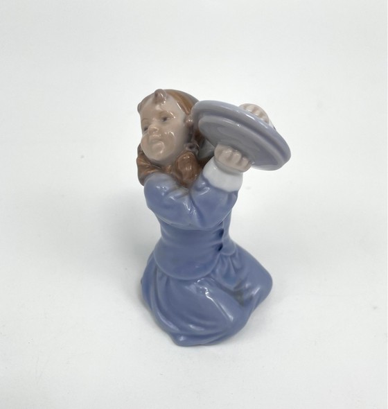 Vintage figurine "Girl"