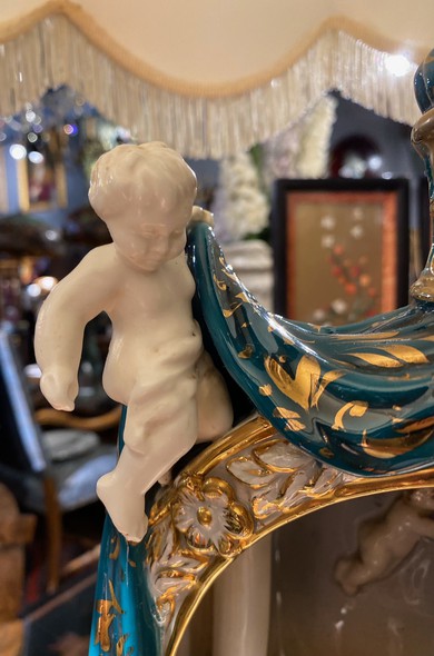 Antique lamp "Terpsichore"