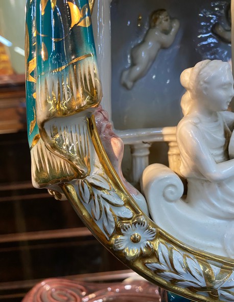 Antique lamp "Terpsichore"