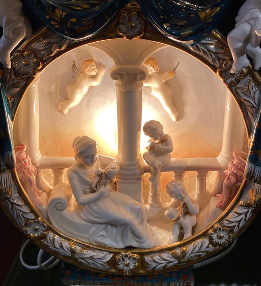 Antique lamp "Terpsichore"