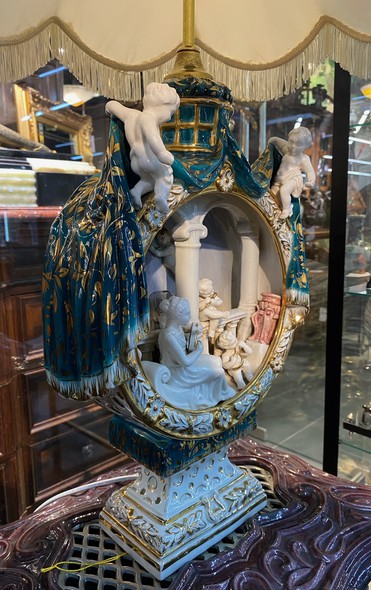 Antique lamp "Terpsichore"