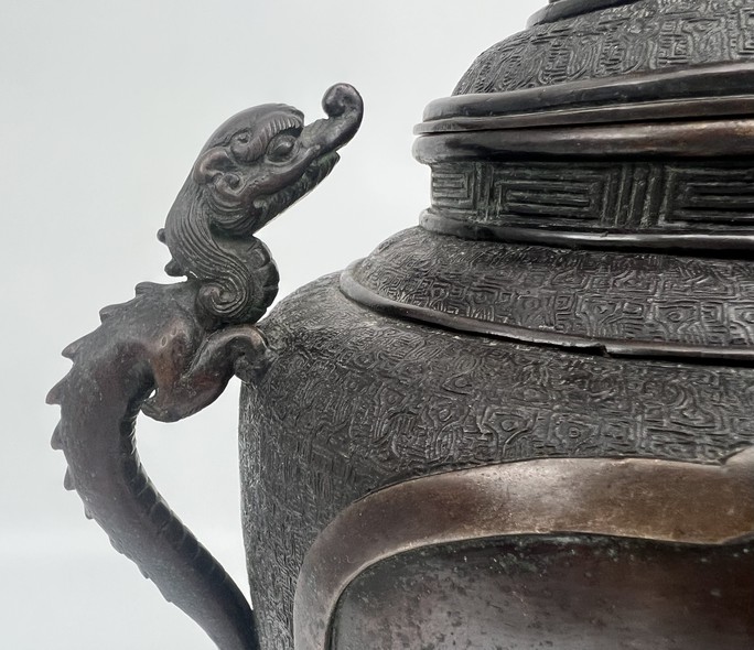 Antique vase with lid,
bronze