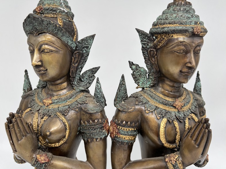Antique paired sculptures "Sidhartha and his wife"